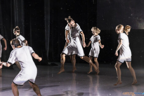 "KoczkodanSe" - Premiera spektaklu Polskiego Teatru Tańca - 01.  Foto: lepszyPOZNAN.pl/Ewelina Jaśkowiak