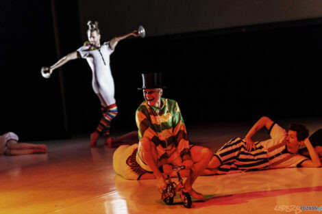 "KoczkodanSe" - Premiera spektaklu Polskiego Teatru Tańca - 01.  Foto: lepszyPOZNAN.pl/Ewelina Jaśkowiak