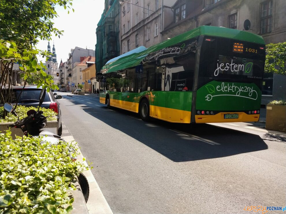 Garbary autobus elektryczny  Foto: Tomasz Dworek