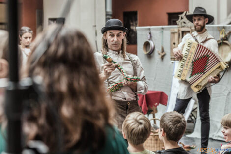 Spektakl teatralny z muzyką na żywo - Dawne zabawki ludowe - S  Foto: lepszyPOZNAN.pl/Ewelina Jaśkowiak