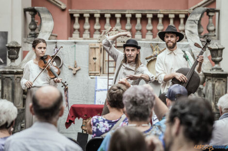 Spektakl teatralny z muzyką na żywo - Dawne zabawki ludowe - S  Foto: lepszyPOZNAN.pl/Ewelina Jaśkowiak