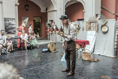 Spektakl teatralny z muzyką na żywo - Dawne zabawki ludowe - S  Foto: lepszyPOZNAN.pl/Ewelina Jaśkowiak