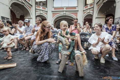 Spektakl teatralny z muzyką na żywo - Dawne zabawki ludowe - S  Foto: lepszyPOZNAN.pl/Ewelina Jaśkowiak