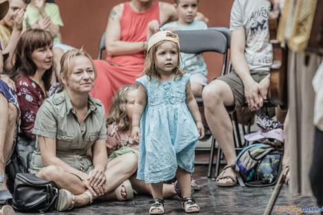 Spektakl teatralny z muzyką na żywo - Dawne zabawki ludowe - S  Foto: lepszyPOZNAN.pl/Ewelina Jaśkowiak