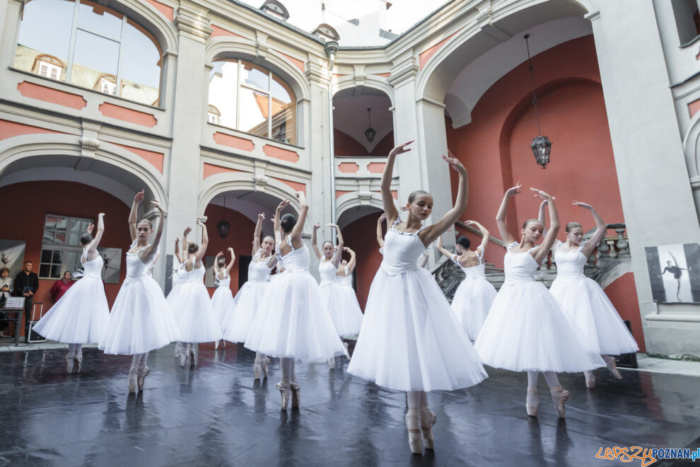 Tańczymy w dobrym towarzystwie - pokaz baletowy uczniów Szkoł  Foto: lepszyPOZNAN.pl/Ewelina Jaśkowiak