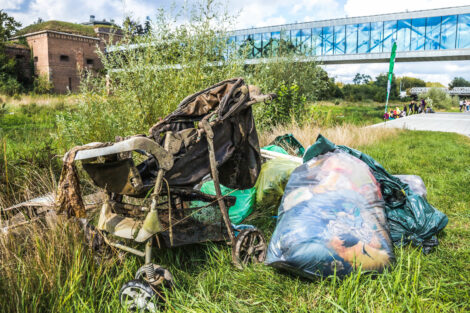 Sprzątanie Warty  Foto: Fundacja Nasza Ziemia