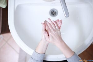 Mycie rąk, higiena  Foto: slavoljubovski / pixabay
