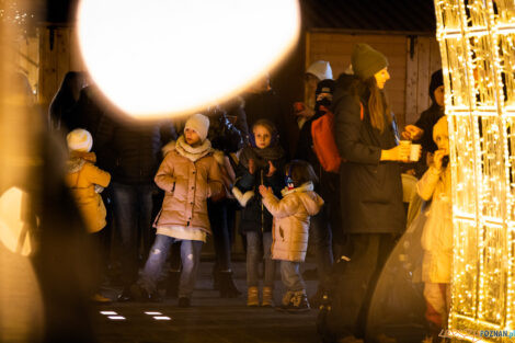 Baletowa na święta Betlejem na Kolegiackim 08.12.2022  Foto: lepszyPOZNAN.pl/Ewelina Jaśkowiak