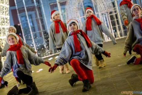 Baletowa na święta Betlejem na Kolegiackim 08.12.2022  Foto: lepszyPOZNAN.pl/Ewelina Jaśkowiak