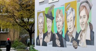 kobiecy mural na jezycach  Foto: materiały prasowe
