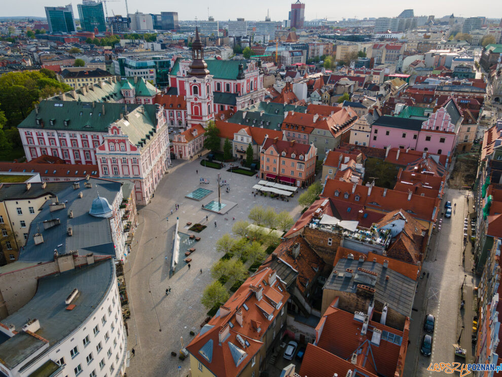 Plac Kolegiacki, Urząd Miasta, Fara  Foto: lepszyPOZNAN.pl / Piotr Rychter