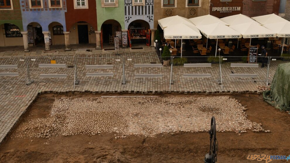 Stary Rynek 2020 bruk [  Foto: Kateriny Zisopulu-Bleja