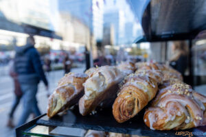 Imieniny Ulicy Święty Marcin 2023, rogale świętomarcińskie Foto: lepszyPOZNAN.pl/Piotr Rychter Imieniny Ulicy Święty Marcin 2023, rogale świętomarcińskie Foto: lepszyPOZNAN.pl/Piotr Rychter