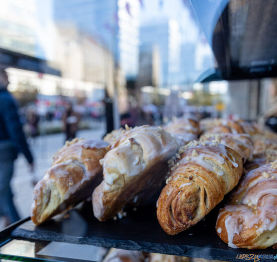 Imieniny Ulicy Święty Marcin 2023, rogale świętomarcińskie  Foto: lepszyPOZNAN.pl/Piotr Rychter