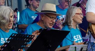 Cały Poznań Ukulele 2024 - Senioruki  Foto: lepszyPOZNAN.pl/Piotr Rychter