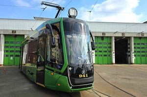 Zielona mobilność – inwestycje w tabor tramwajowy MPK Poznań. Umowa o dofinansowanie podpisana  Foto: materiały prasowe / MPK Poznań