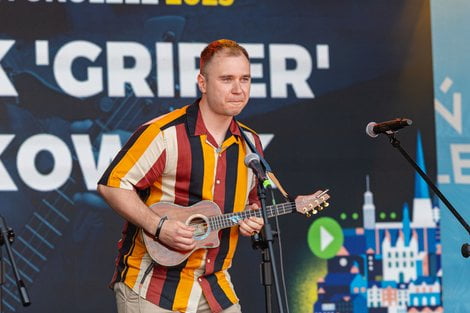 Cały Poznań Ukulele Wojtek Griper Frąckowiak  Foto: lepszyPOZNAN.pl / Piotr Rychter