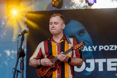 Cały Poznań Ukulele Wojtek Griper Frąckowiak  Foto: lepszyPOZNAN.pl / Piotr Rychter