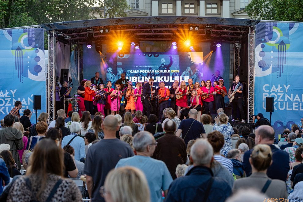 Cały Poznań Ukulele - Dublin Ukulele Collective  Foto: lepszyPOZNAN.pl / Piotr Rychter