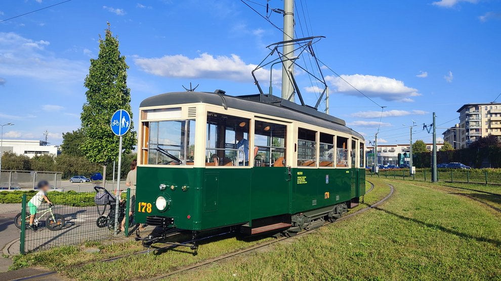 Premiera wagonu N nr 178 ze Stoczni Gdańskiej. Zabytkowe tramwaje i autobusy na liniach turystycznych  Foto: materiały prasowe / MPK Poznań