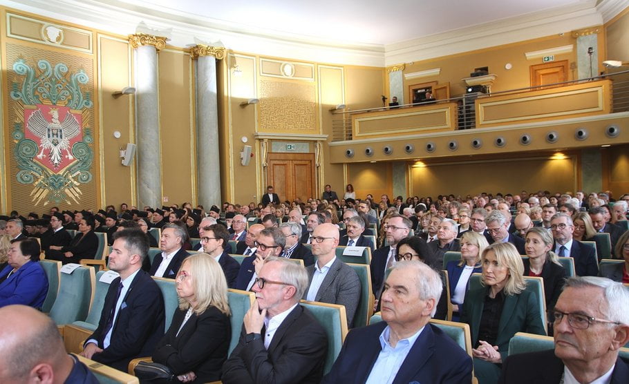 Uniwersytet Ekonomiczny  (2)  Foto: 