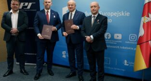 Podpisanie umowy H. Cegielski FPS z Województwem Lubelskim  Foto: 