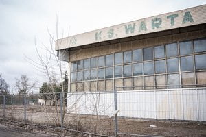 Droga Debinska budynek Warty 2023_12 [PIM]  Foto: 