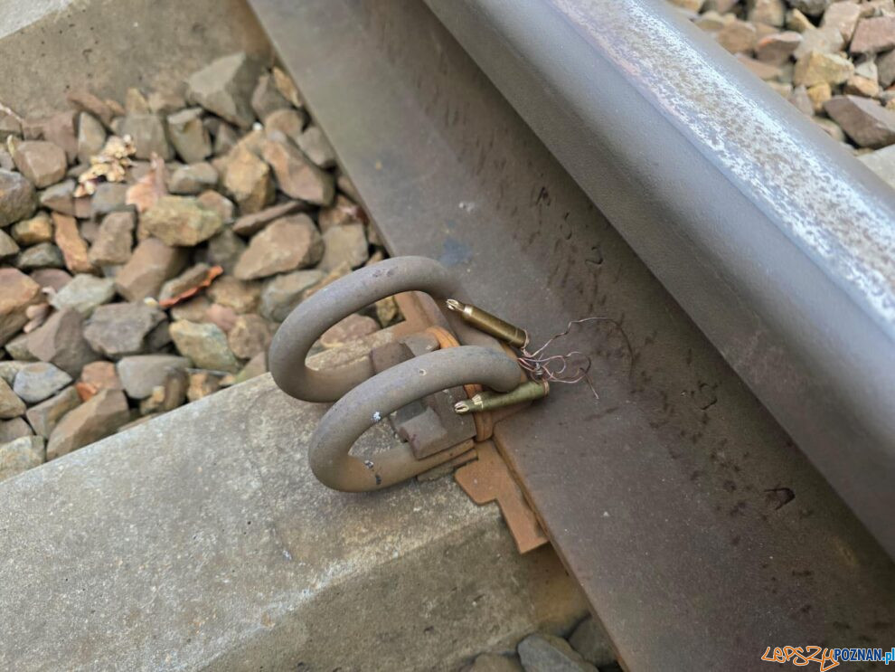 naboje karabinowe tzw. ślepe na remontowanych torach  Foto: Wielkopolska Policja