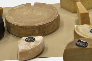 Siwy Kazik - Serowarnia Golęczewo Foto: Serowarnia Golęczewo Siwy Kazik - Serowarnia Golęczewo Foto: Serowarnia Golęczewo