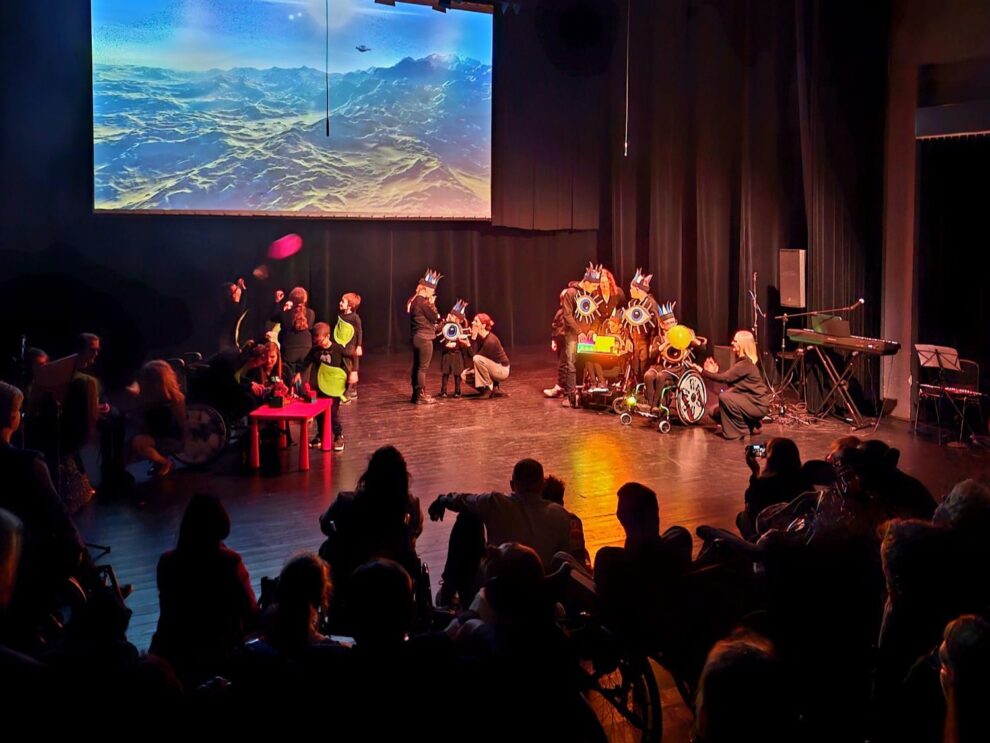 Zawsze Razem - 20 lat szkoły (4) Foto: Zawsze Razem - 20 lat szkoły (4) Foto: