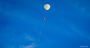 Maskotki Dopiewa poleciały w kosmos Foto: UG Dopiewo Maskotki Dopiewa poleciały w kosmos Foto: UG Dopiewo