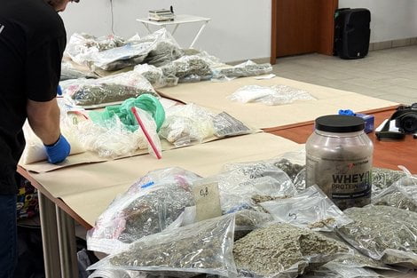 Narkotyki przechwycone w Szamotułach  Foto: KWP w Poznaniu