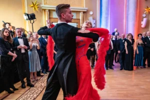 Jubileuszowy-Bal-Seledynowy-2023-17-1073x700  Foto: UEP materiały prasowe