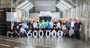 600-tysięczny Crafter z Wrześni  Foto: 