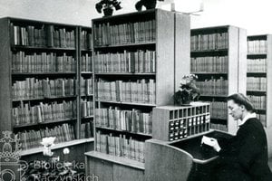 Lodowa Biblioteka Raczynskich PRL [arch BRacz] (26)  Foto: 