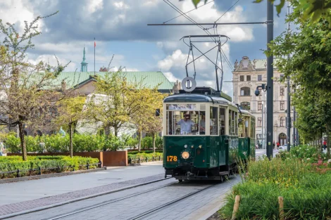 Tramwaj-typu-N-numer-178-na-Placu-Wolnosci  Foto: MPK Poznań